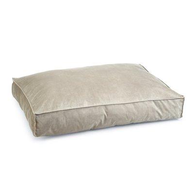 Designed by Lotte Hundekissen Nalino Samt Grau Designed by Lotte Hundekissen Nalino Samt Grau